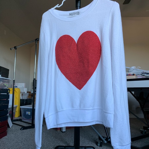 White sweatshirt with red hearts Clearance